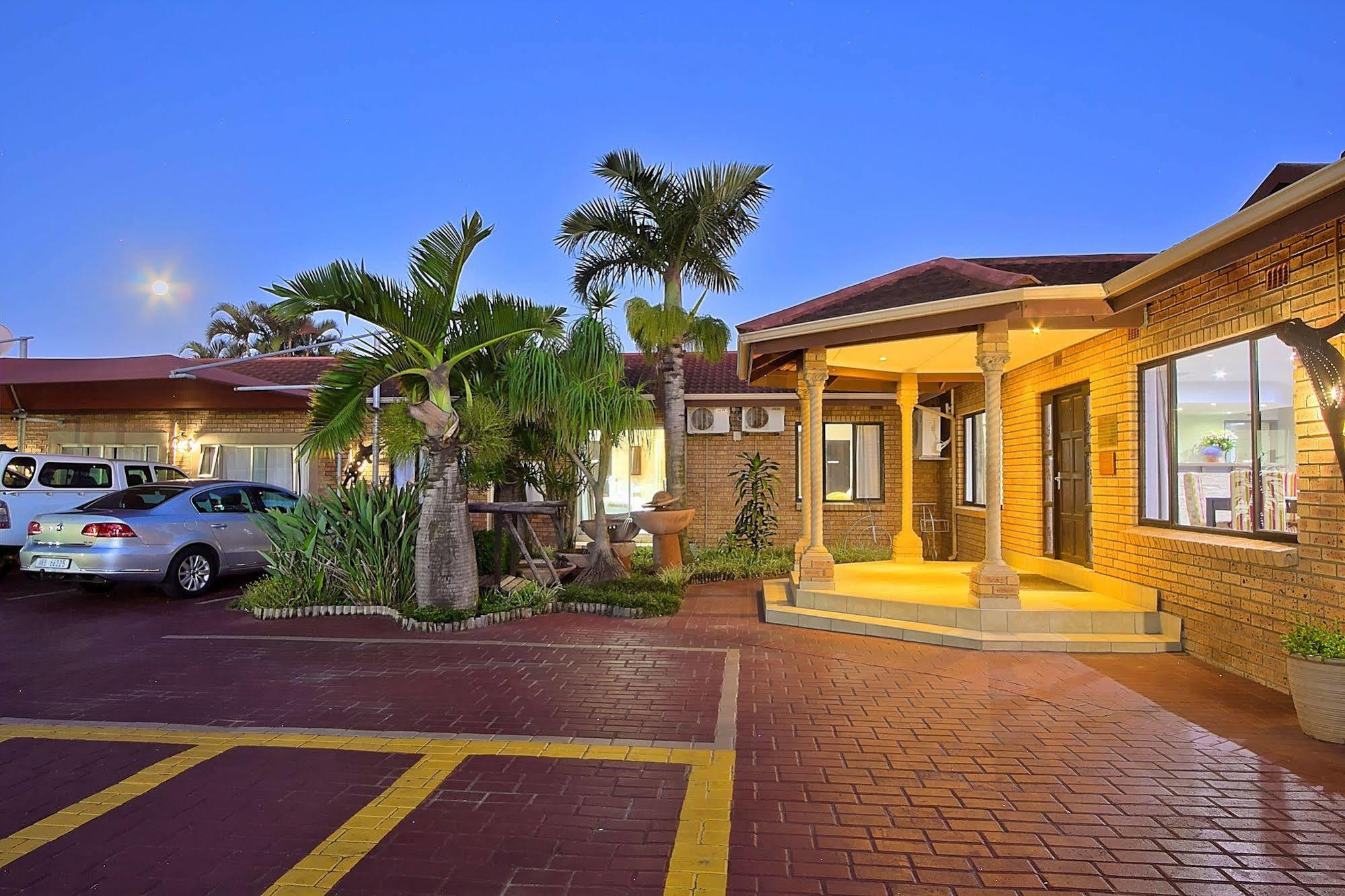 Gecko Inn Richards Bay Esterno foto